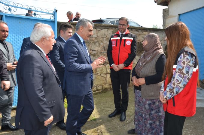 Yozgat Valisi Özkan'dan Şehit Ailesine Anlamlı Ziyaret
