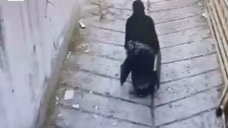 Ankara'da Mazgal Hırsızı Güvenlik Kamerasında!