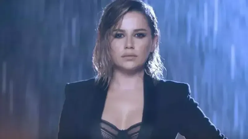 Muhteşem Performansıyla Haymana'yı Ayağa Kaldıracak! Merve Özbey Sahneye Çıkıyor