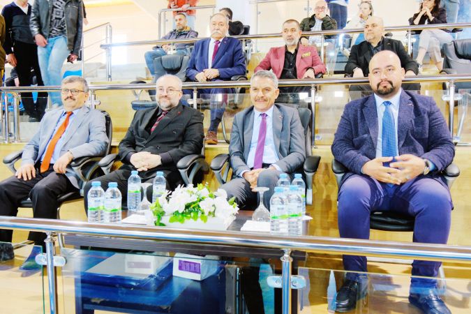 Spor şenlikleri başladı