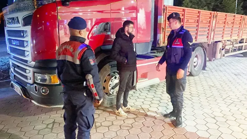 Yozgat’ta Jandarmadan Sürücülere Hayati Uyarı!