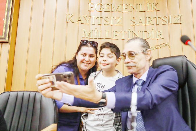 Erdal Beşikçioğlu, Halk Günleri Kapsamında Etimesgutlularla Buluştu