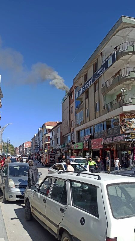 Sorgun'da İş Merkezi Alevlere Teslim Oldu