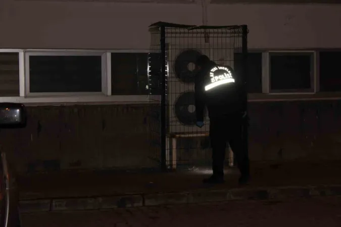 Komşuda silahlar konuştu: 2 yaralı
