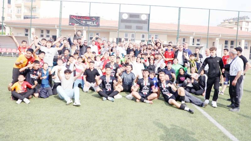Bir şehrin iki takımı; Biri oynamadan kazandı, diğeri oynamadan kaybetti!