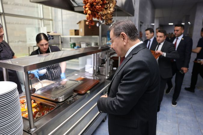 Gölbaşı Belediyesi'nde Başkan ve Personel El Ele