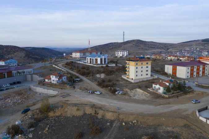 Akdağmadeni Devlet Hastanesi Acil Servis Yoluna Neşter! Başkan Nezih Yalçın Çalışmaları Yakinen Takip Ediyor!