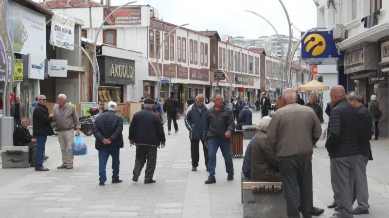 Yozgat’ta Vatandaş Ne Diyor? Kamuda Tasarruf Paketine Tam Destek!