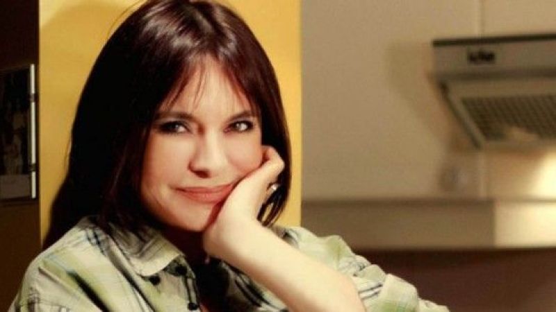 Arzu Okay Kimdir?
