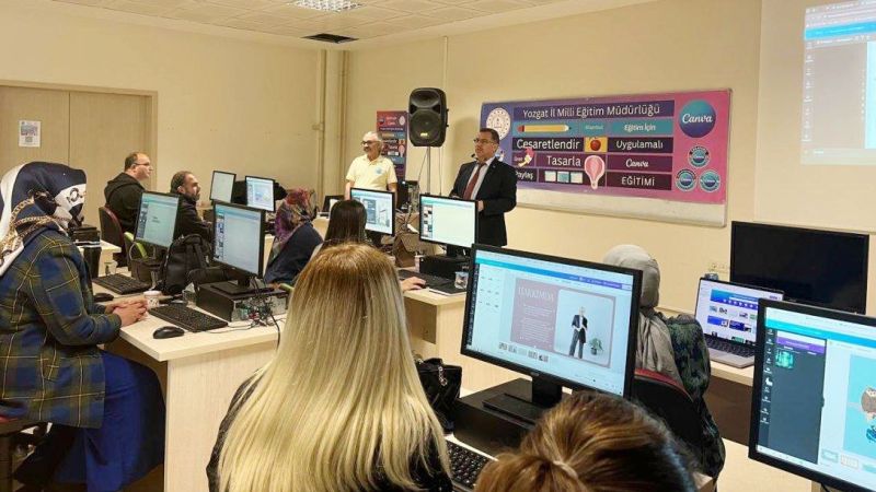 Yozgat'ta Öğretmenlere Teknolojik Dönüşüm: Web 2.0 Araçları Semineri!