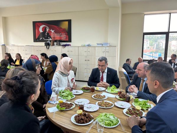 Yozgat'ta Duygusal Anneler Günü Programı