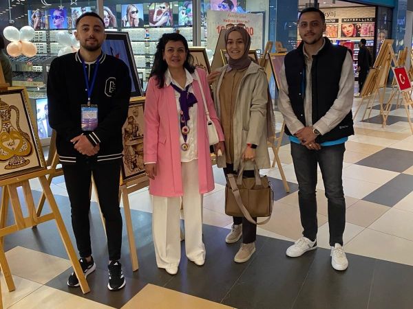 Yozgat'ta Genç Yeteneklerin El Emeği Eserleri Sergilendi