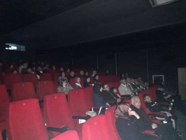 Yozgat'ta iş stresini sinema izleyerek çıkardılar
