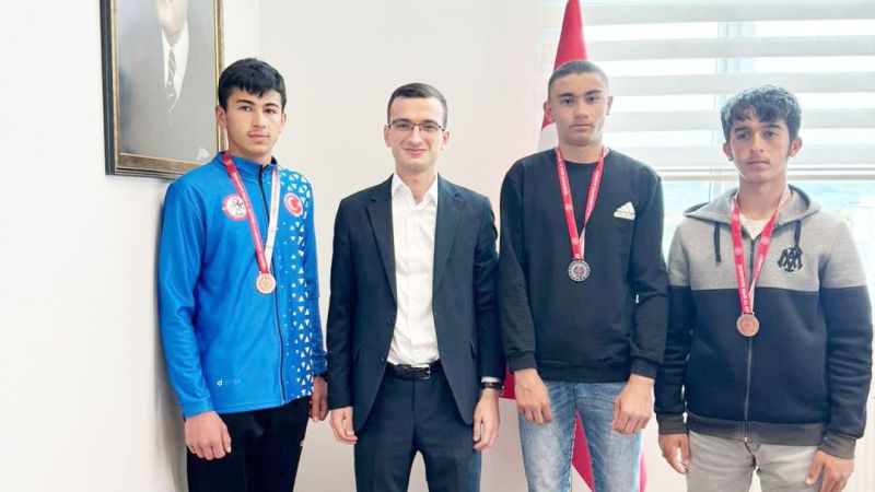 Yozgat’ta Atletizm Madalyaları Sahiplerini Buldu!