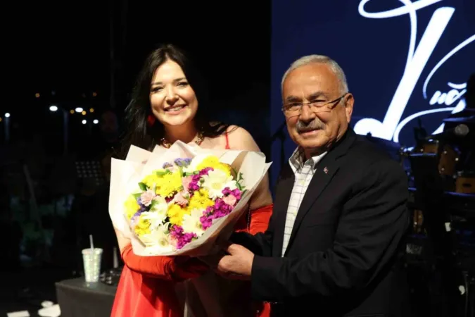 Ordu müziğe doydu...Karadeniz'de Tuğçe Kandemir rüzgarı esti