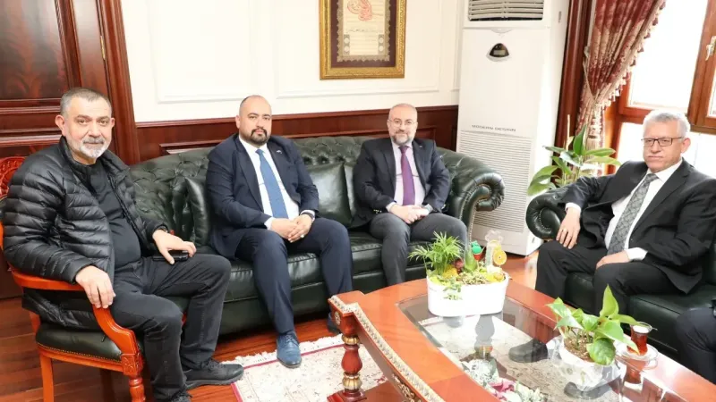 Bozok Üniversitesi Rektörü’nden Yozgat Belediye Başkanı’na Ziyaret