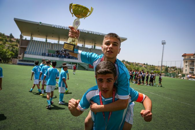 Mamak’ta Futbol Heyecanı