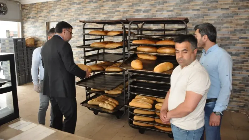 Yerköy Belediye Başkanı Arslan, Ekmek Fırınında Hijyen Koşullarını Gözden Geçirdi