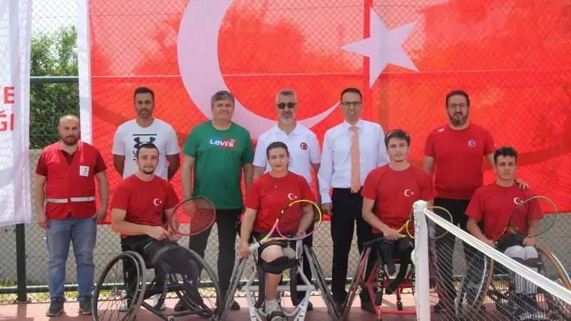 Beypazarı'nda Tekerlekli Sandalye Tenis Turnuvası Heyecanı