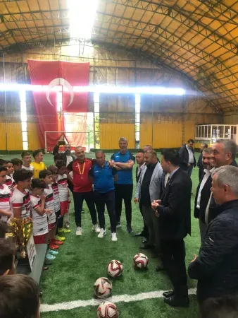 Şampiyon takıma üst düzey ziyaret