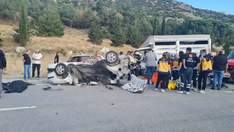 Burdur Fethiye Karayolunda Feci Kaza: 3 Genç Hayatını Kaybetti, 2 Yaralı!