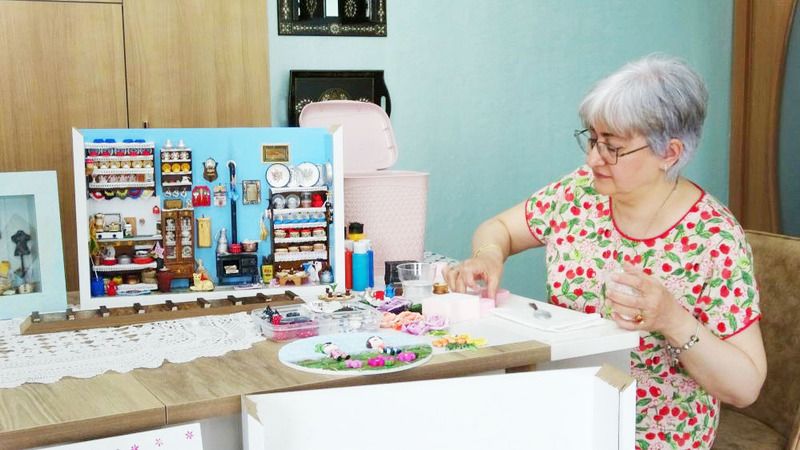 Yozgatlı Öğretmen Ayşe Yaşar Minyatürler İle Geçmişi Günümüze Taşıyor!
