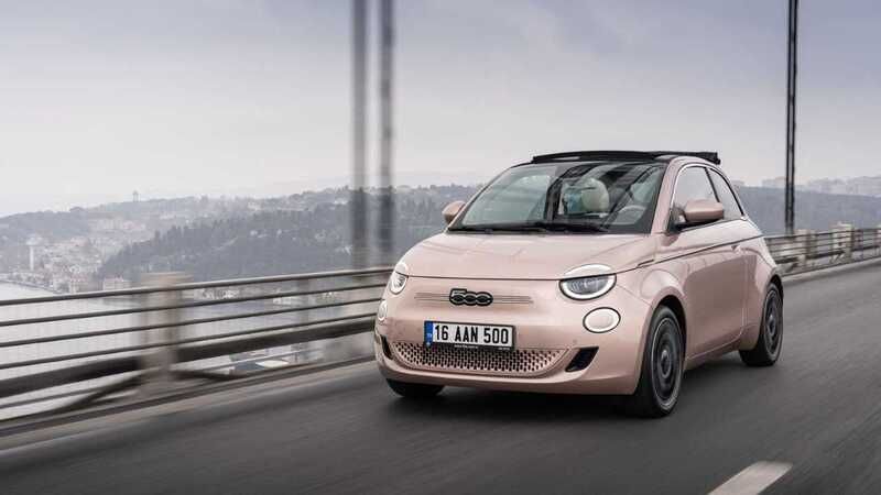 Devrim Niteliğinde Karar: Fiat 500 İçten Yanmalı Motor Geri Dönüyor!