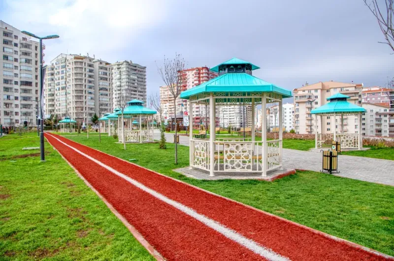 Spor Tesislerine sezonluk bakım
