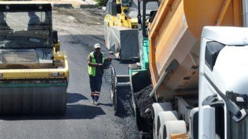 Yollar Yenileniyor, Yaşam Kalitesi Artıyor! Polatlı'da Büyükşehir İş Başında