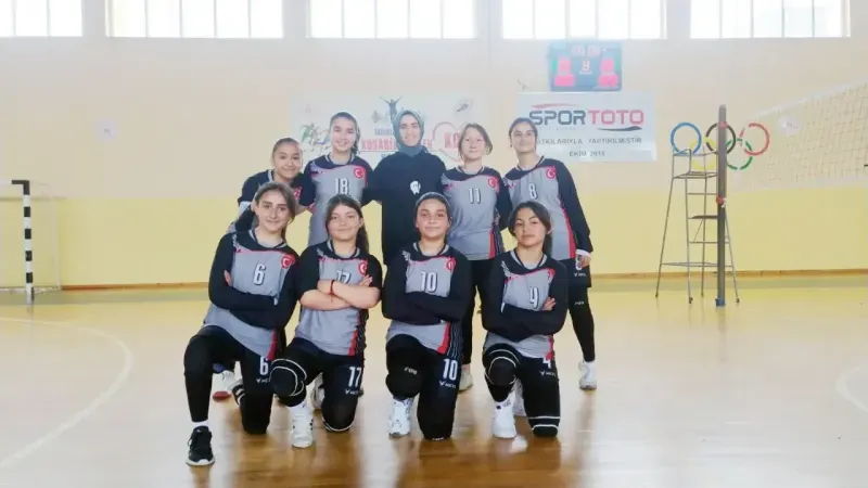 Kupa canavarı okul!