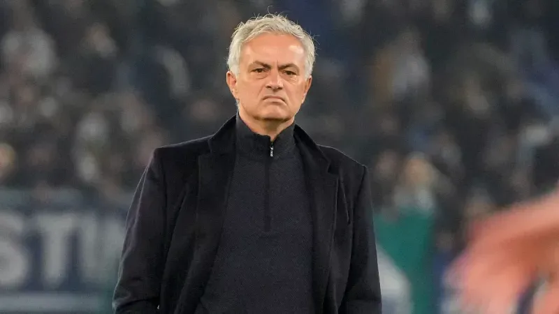Roma Jose Mourinho'yu Neden Kovdu?