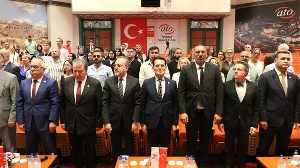 Gözlükçü ve Optisyenler Sektörel Sorunlarını Masaya Yatırdı
