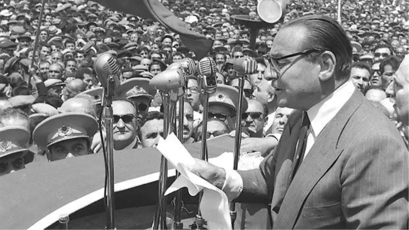 1960 darbesine neden olan gelişmeler..