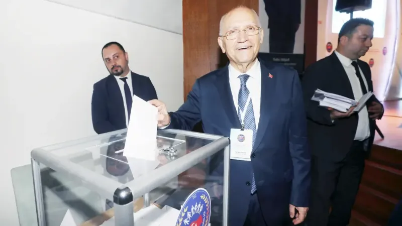 Fethi Yaşar yeniden başkan seçildi!