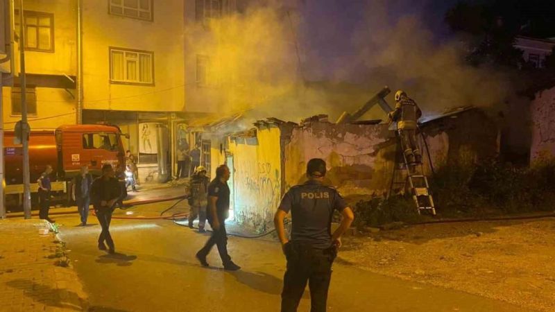 Korku Dolu Anlar: Ankara Haymana’da Patlama Sonrası Mahallede Yangın Çıktı