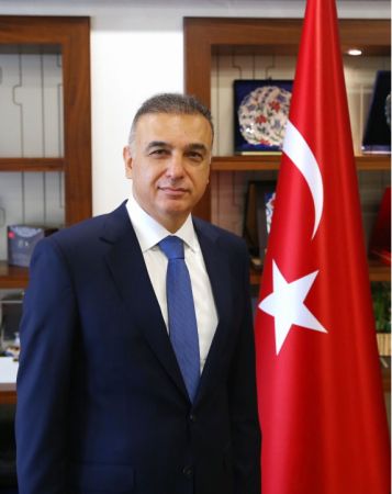 Dr. İsmail İlhan Hatipoğlu kimdir?