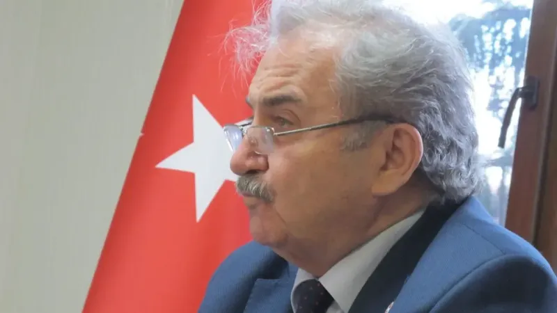 ATA Parti Genel Başkanı Zeybek; Milli Eğitim Bakanı suç işliyor, yargılanacaktır!