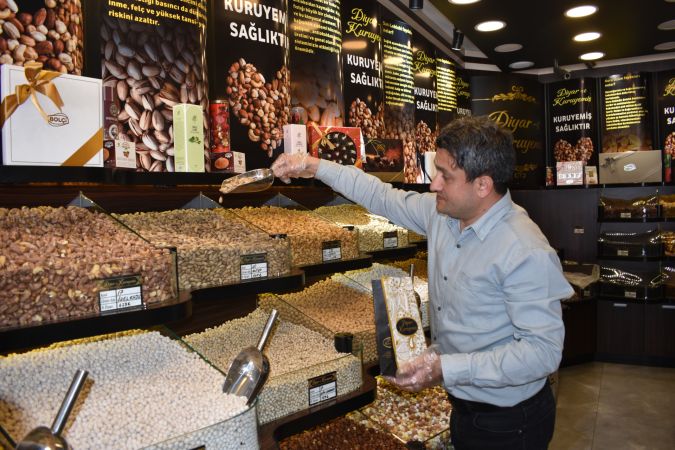 Yozgat Diyar-ı Kuruyemiş Sahibi Salih Koştan: Kuruyemiş Sağlıktır
