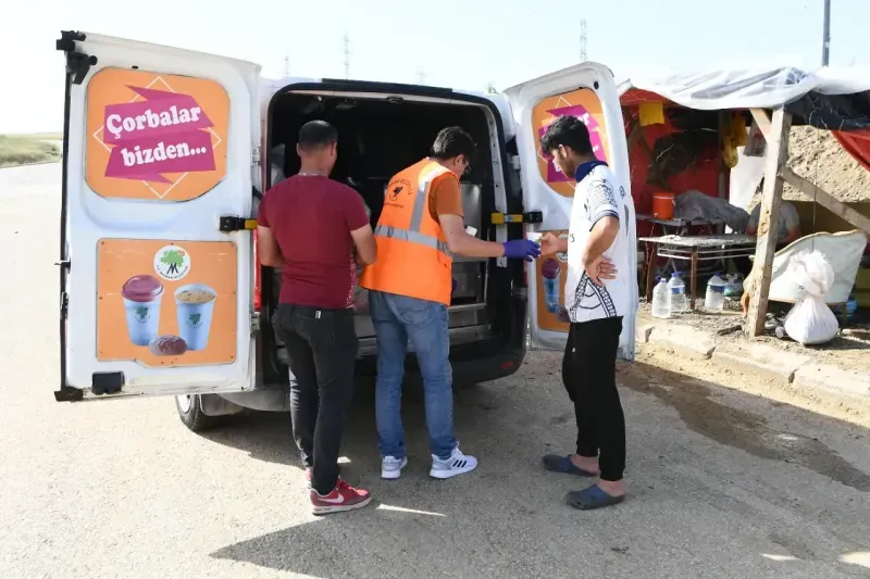 Belediye ücretsiz çorba ikram ediyor
