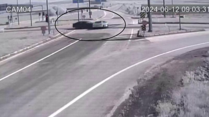 Yozgat-Alaca Yolunda Kırmızı İhlal! Yaralılardan İkisi Çocuk…