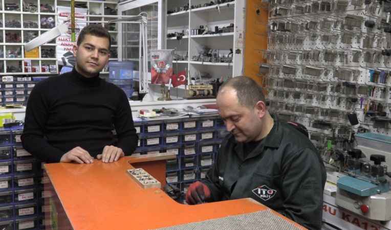İnsanlar Menfaati Sever Oldu