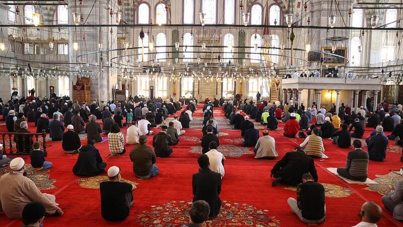 Bayram Namazı Nasıl Kılınır?