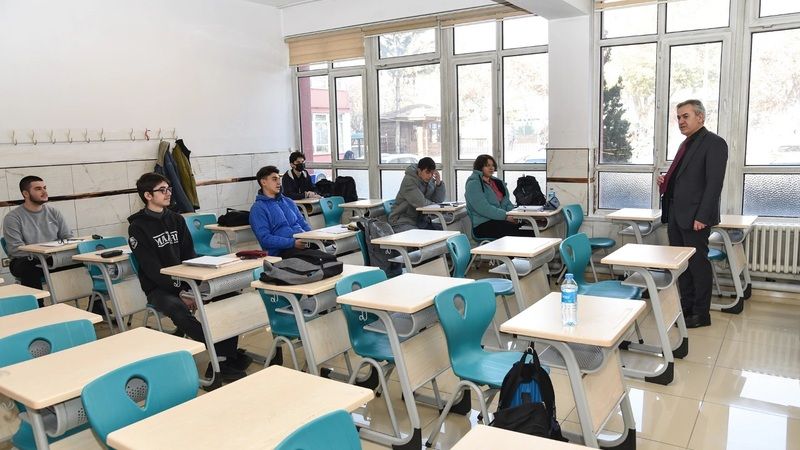 Konya'nın En İyi 10 Lisesi Açıklandı: İşte Taban Puanları