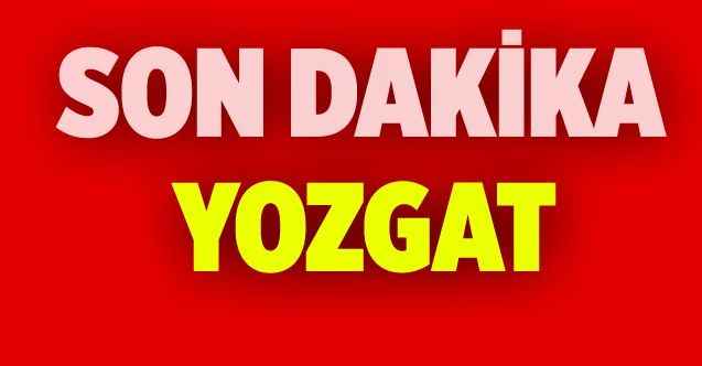Freni boşalan kepçe park halindeki otomobillere çarptı