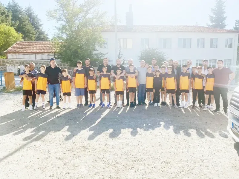 Yozgat takımı yola çıktı Tatil ve Turnuvada bir arada!