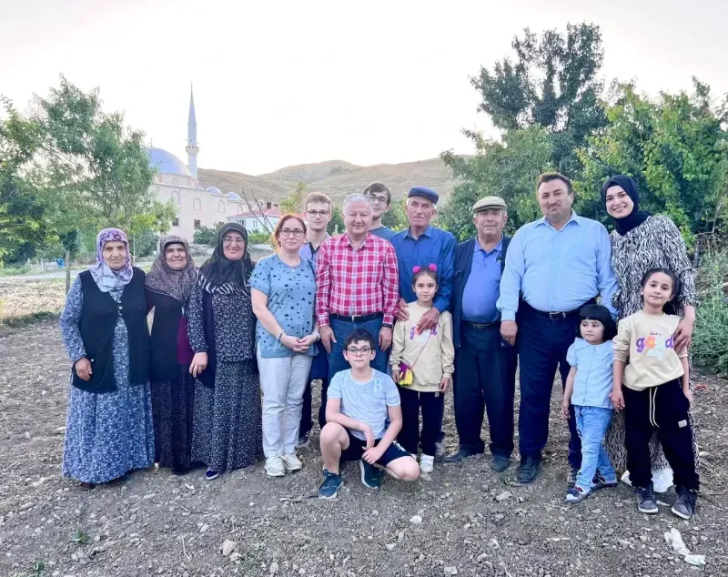 Ankara’nın Halkçı Kaymakamı Murat Duru, o ziyareti ailesi ile gerçekleştirdi
