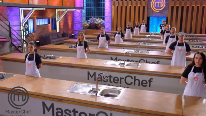 MasterChef 2024 Yeni Sezon 10. Bölüm Canlı Yayında! Bu Akşam TV8'de Kaçırmayın!