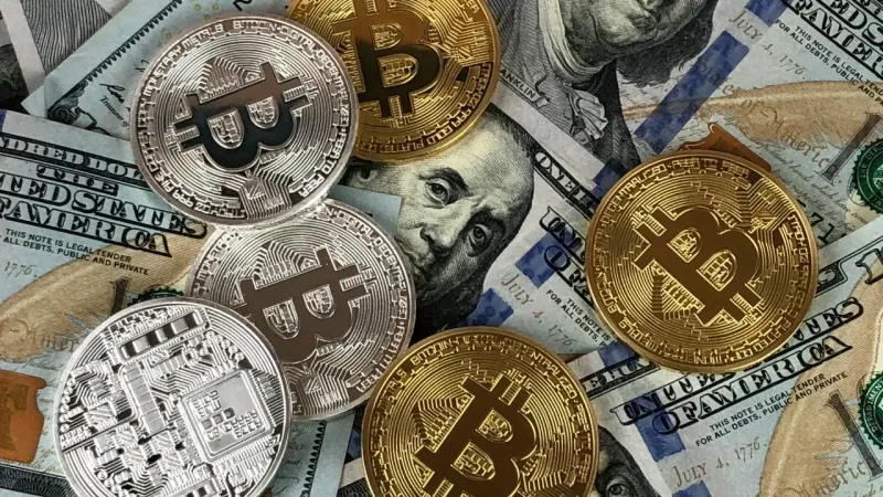 Bitcoin'de Sert Dalgalanma: Yatırımcılar Ne Yapmalı?
