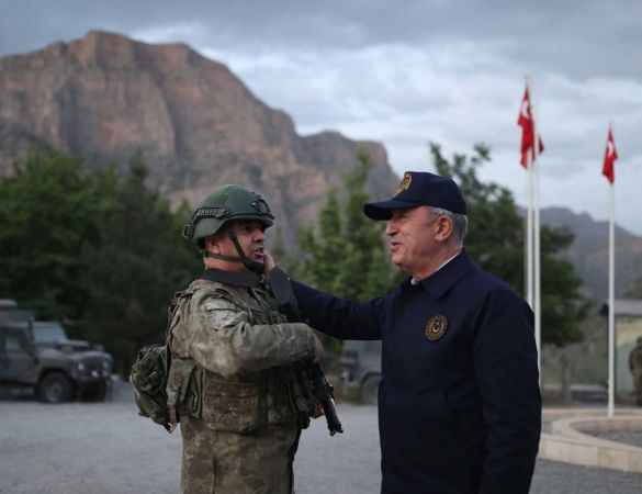 TSK'dan Ayrılan Pilot Subaylar için Yeni Tazminat Şartları... Milli Savunma Bakanlığı'ndan Askeri Disiplin ve İdari Düzenlemelere Yönelik Yeni Hükümler Resmi Gazete'de