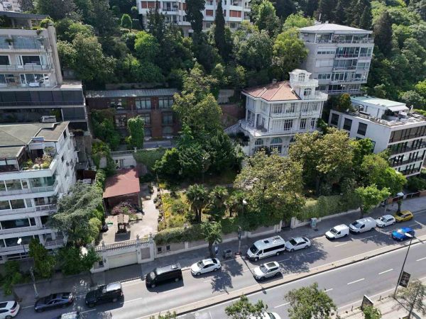 Fetö firarisi Akın İpek'in Yalısı ne kadara satıldı